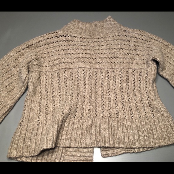 Ann Taylor LOFT chunky knit cardigan - Picture 3 of 5